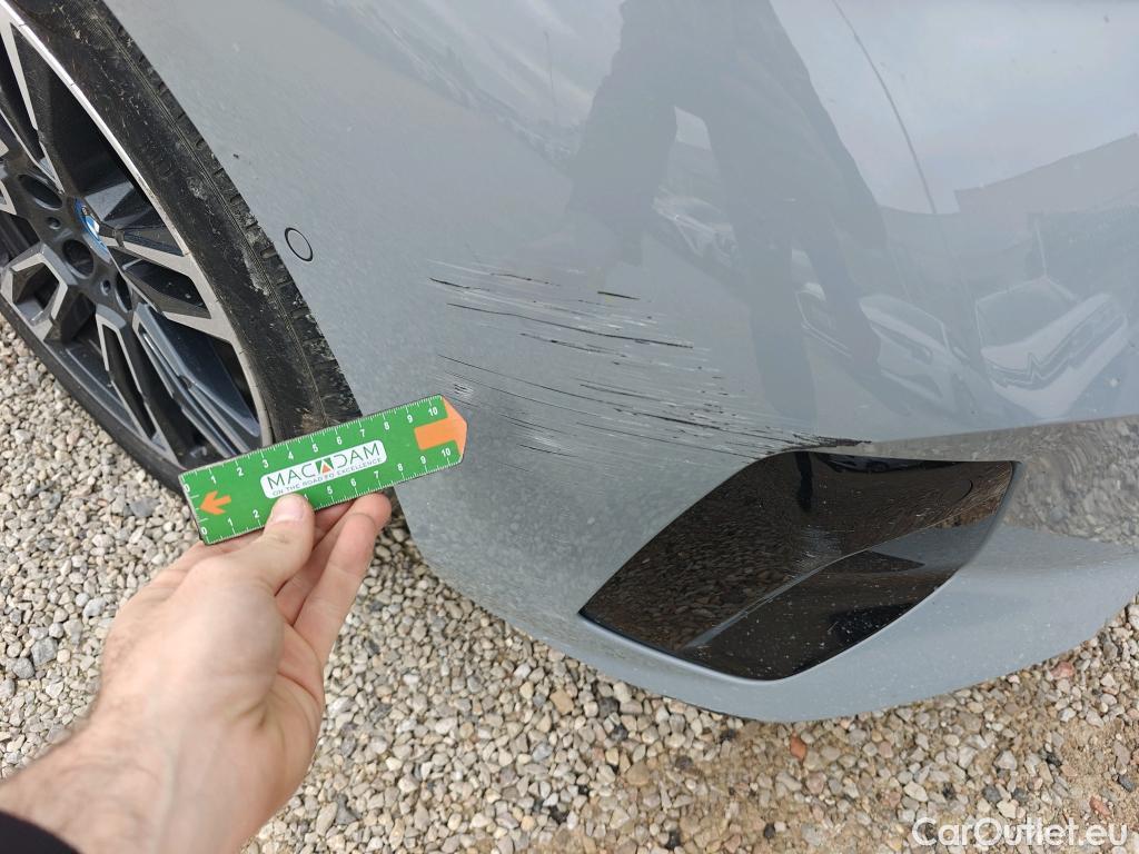  Land Rover  Discovery BMW i5 / 2023 / 5P / familiar eDrive40 #12