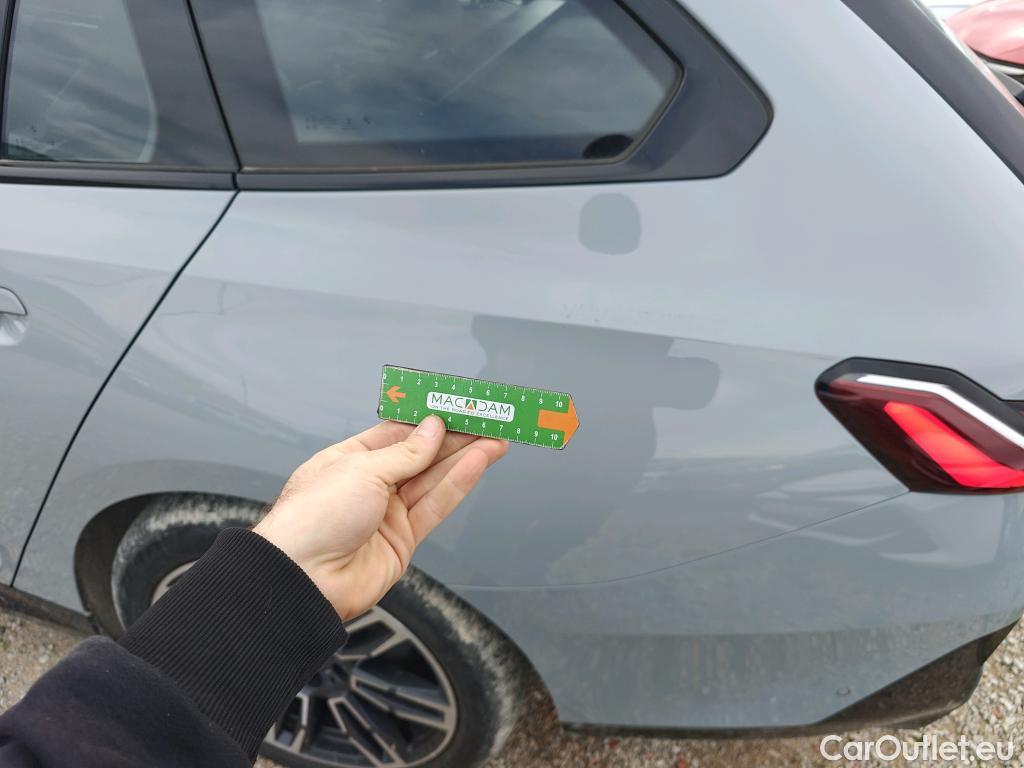  Land Rover  Discovery BMW i5 / 2023 / 5P / familiar eDrive40 #20