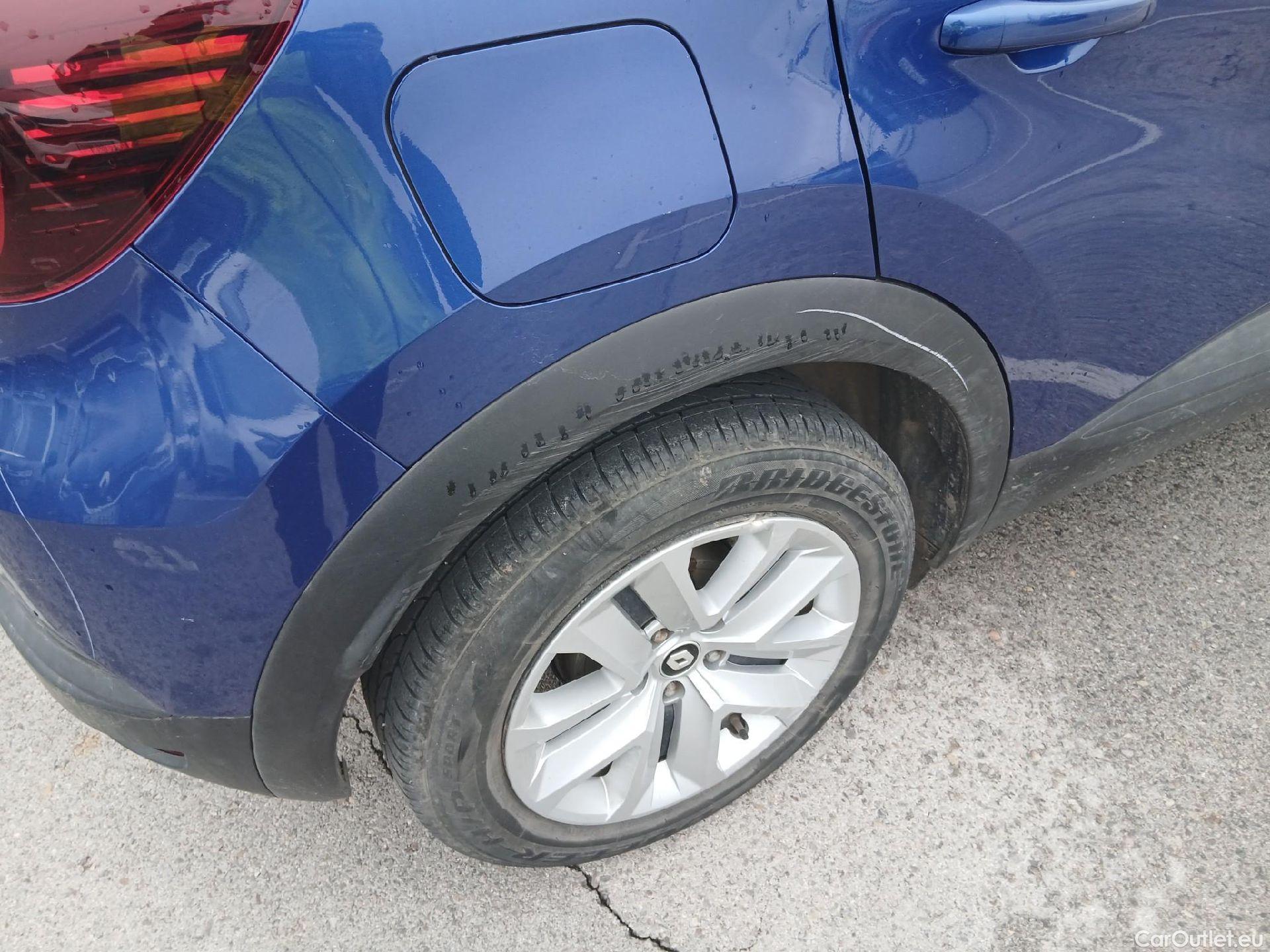  Renault  Captur RENAULT  / 2020 / 5P / todoterreno Intens TCe 90 #32