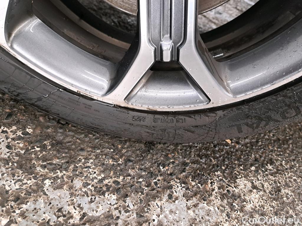  KIA  XCeed KIA  / 2019 / 5P / Crossover 1.6 CRDI 136 ISG MHEV DESIGN DCT7 #33