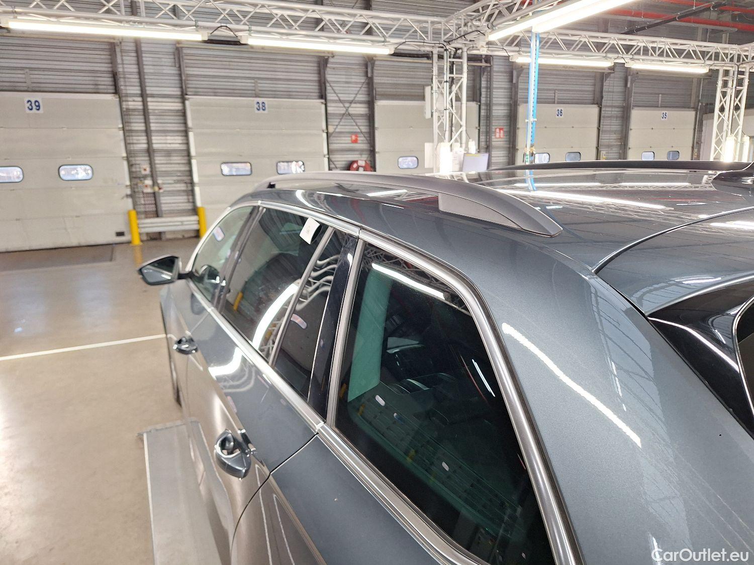  Skoda  Superb Skoda,  Combi FL'19, Skoda  Combi 2.0 CRTDI 90kW DSG7 Clever 5d #34