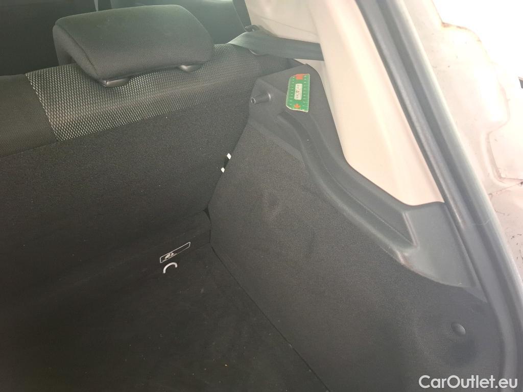  Renault  Clio  IV Zen 1.5 dCi 90CV BVM5 E5 #15