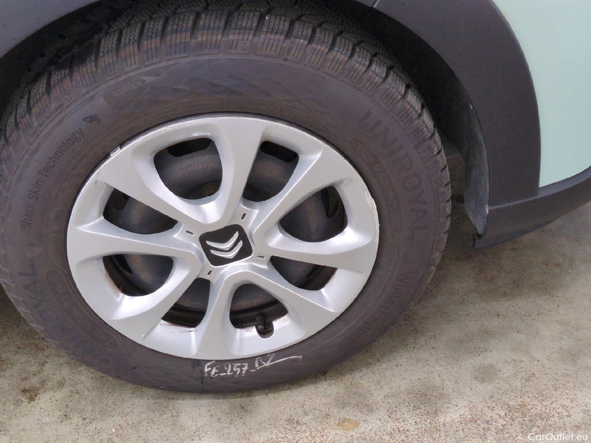  Citroen  C3  Feel 1.2 PureTech 80CV BVM5 E6 #14