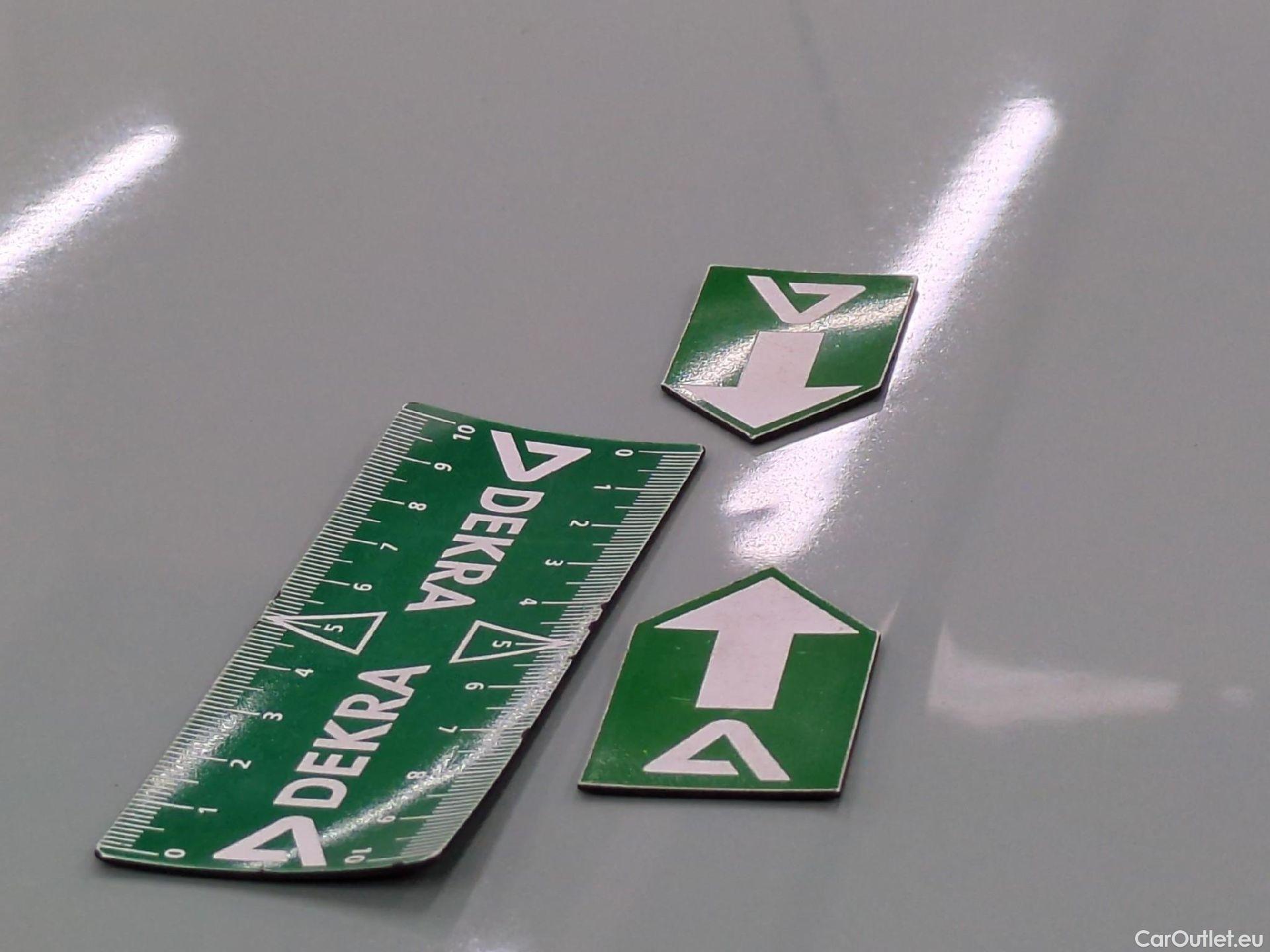  Citroen  C3  Feel 1.2 PureTech 80CV BVM5 E6 #25