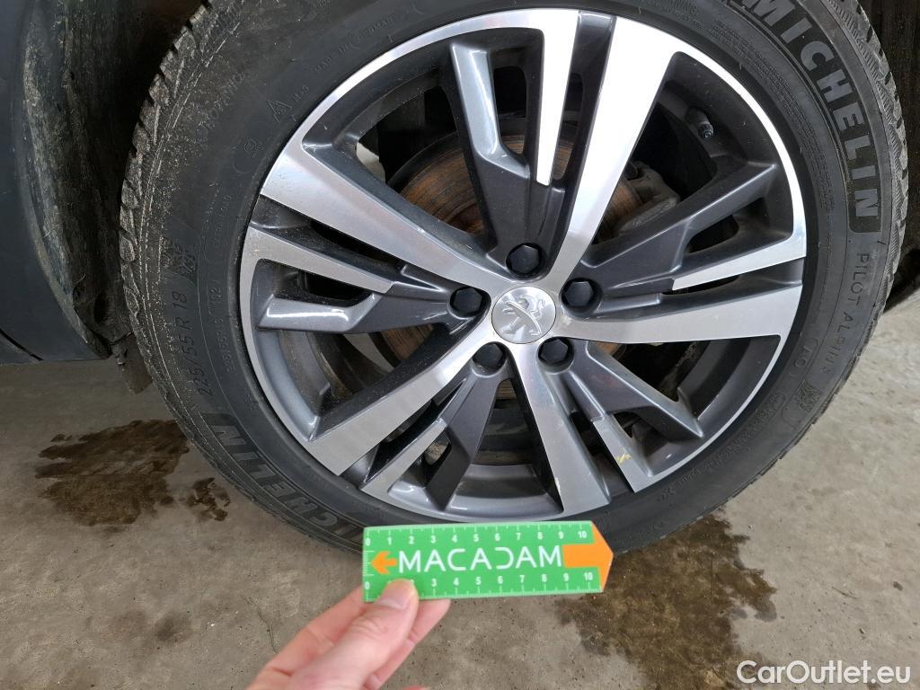  Peugeot  5008  Allure Pack 1.5 HDi 130CV BVM6 7 Sieges E6d #28