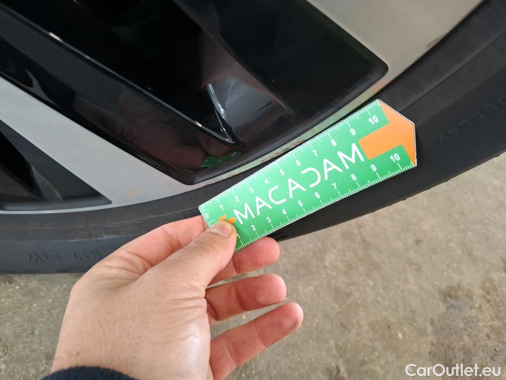  Mercedes  A-Klasse MERCEDES-BENZ Classe A Compact / 2018 / 5P / Berline A 250 e Business Line 8G-DCT #21