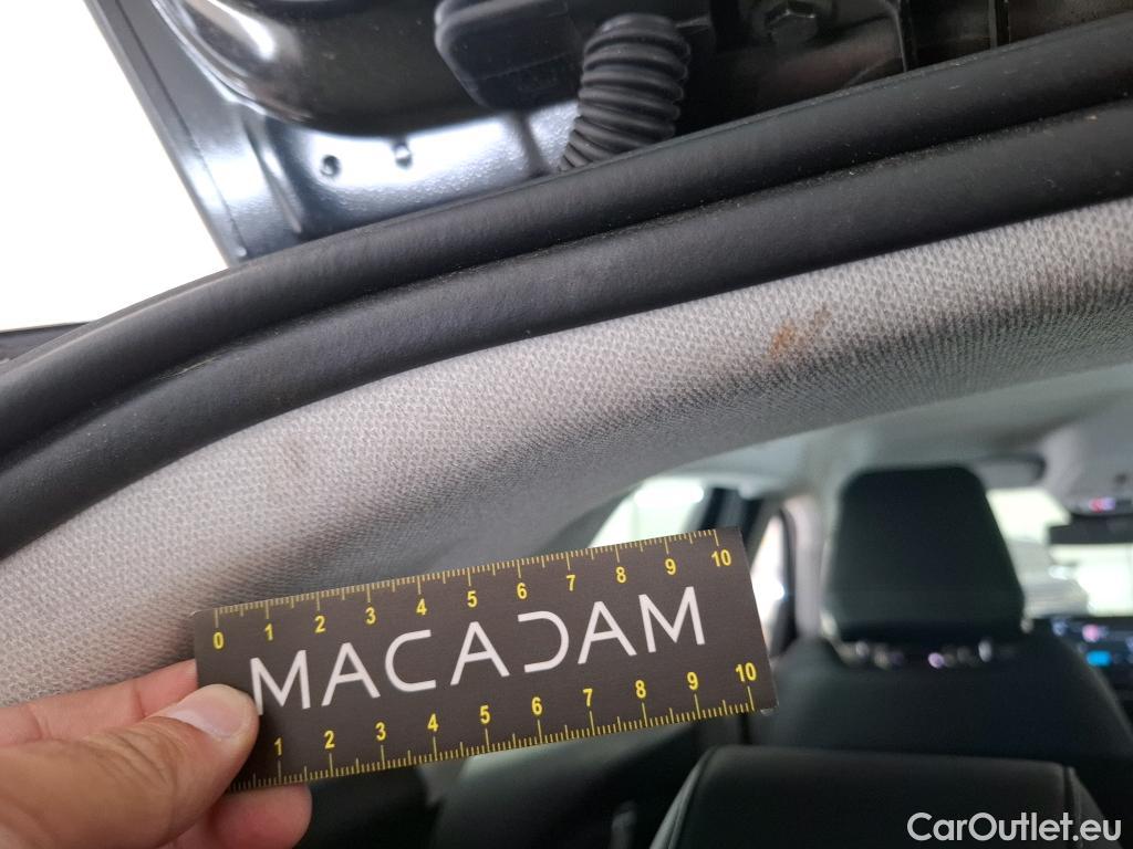  Citroen  C4  Berline Feel Pack 1.2 PureTech 130CV BVA8 6E #34