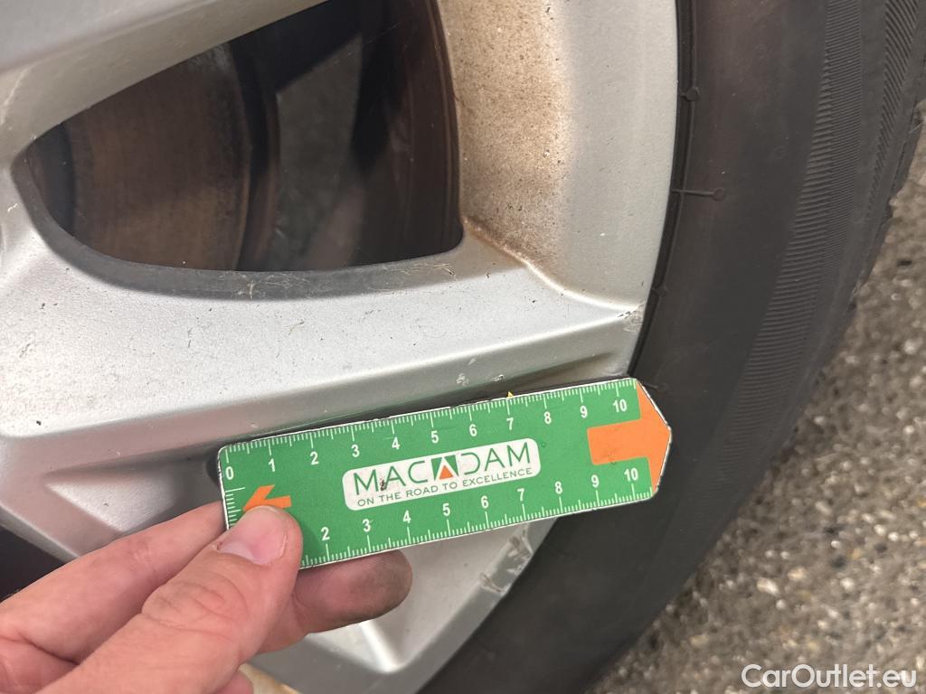  Seat  Leon SEAT  Sportstourer / 2020 / 5P / Break 1.0 eTSI 110 DSG S&S Style Business #21