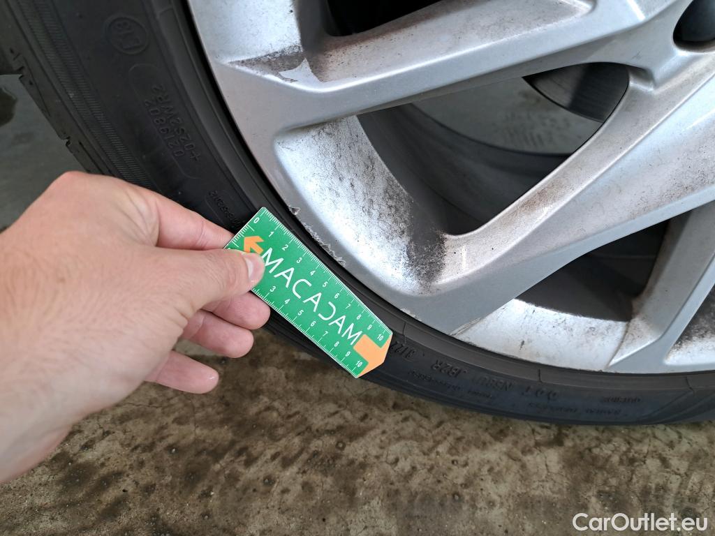  Cupra  Formentor CUPRA  / 2020 / 5P / SUV 1.5 TSI 150ch DSG7 Business Edition CD LOT250 #13