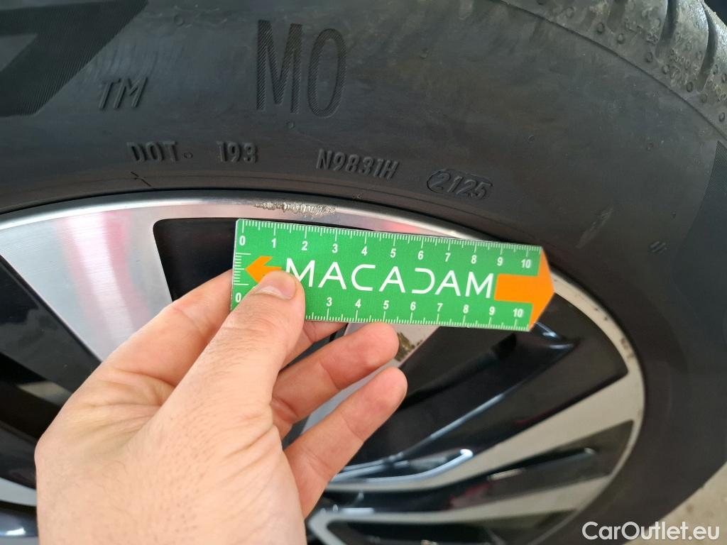  Mercedes  A-Klasse MERCEDES-BENZ Classe A Compact / 2018 / 5P / Berline A 250 e Business Line 8G-DCT #16