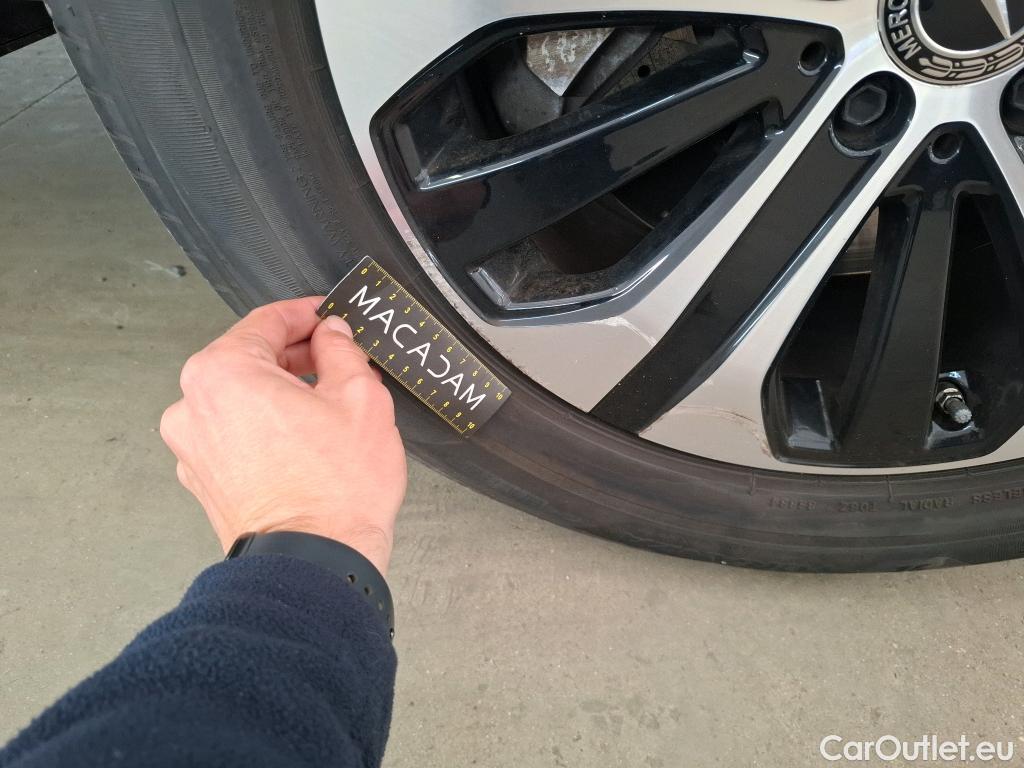  Mercedes  G-Klasee MERCEDES-BENZ GLC / 2019 / 5P / SUV 2.0 GLC 300 E BUSINESS LINE 4MATIC #12