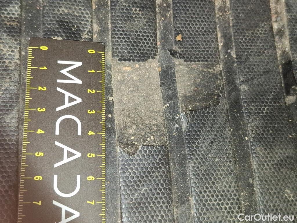  Citroen  C4  Berline Feel Pack 1.2 PureTech 130CV BVA8 6E #27