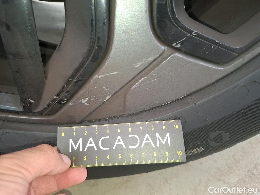  Citroen  C4  Berline Feel Pack 1.2 PureTech 130CV BVA8 6E #25