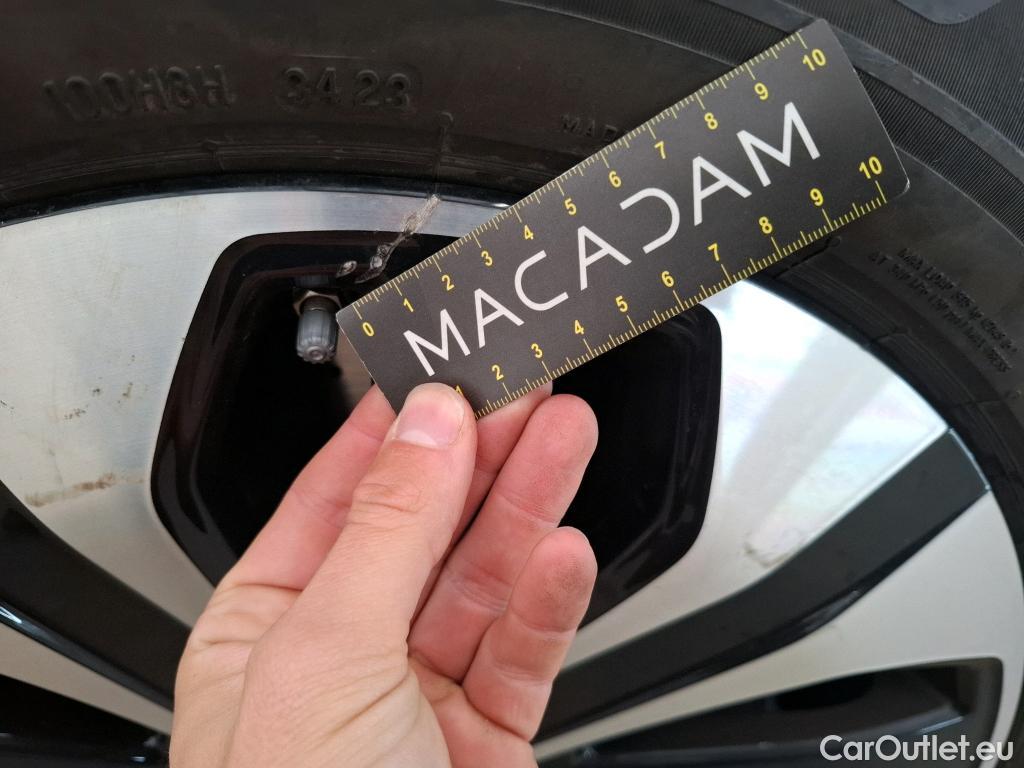  Mercedes  G-Klasee MERCEDES-BENZ GLC / 2019 / 5P / SUV 2.0 GLC 300 E BUSINESS LINE 4MATIC #30