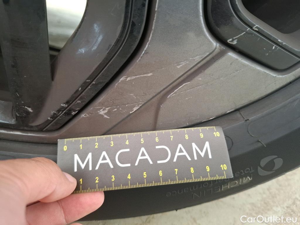  Citroen  C4  Berline Feel Pack 1.2 PureTech 130CV BVA8 6E #24