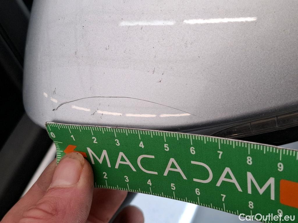  Volkswagen  Golf  VOLKSWAGEN / 2020 / 5P / Berline 2.0 TDI SCR 150 DSG7 Life Busi 1st #29