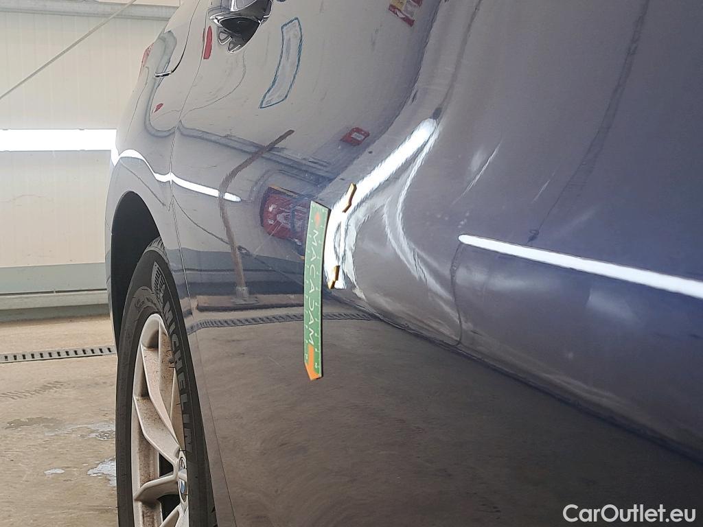  Bmw  Serie 3 BMW Série 3 Berline / 2018 / 4P / Berline 318d 150ch Business Design BVA8 #2