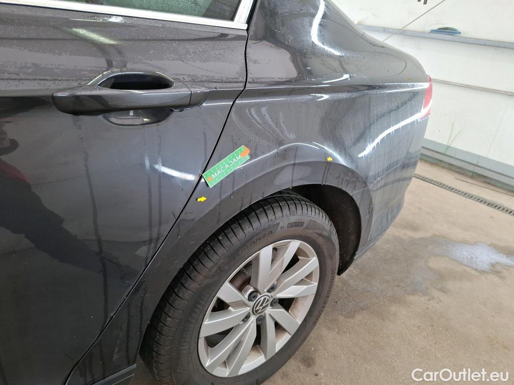  Volkswagen  Passat  Berline Business 2.0 TDI 150CV BVA7 E6d #1