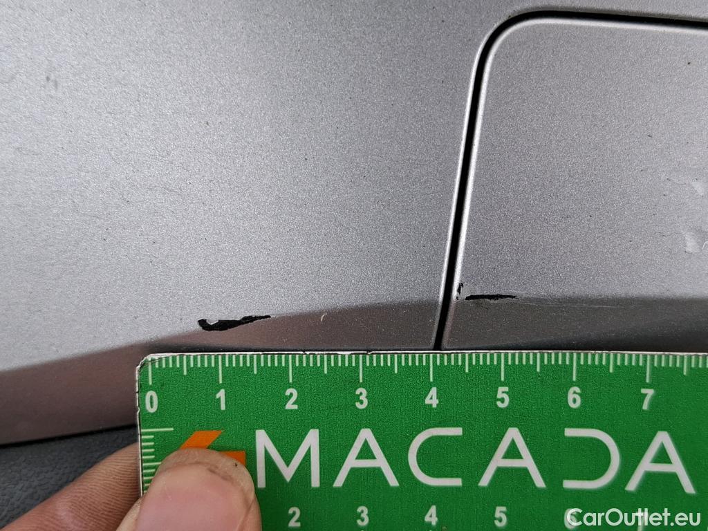  Volkswagen  Golf  VOLKSWAGEN / 2020 / 5P / Berline 2.0 TDI SCR 150 DSG7 Life Busi 1st #15