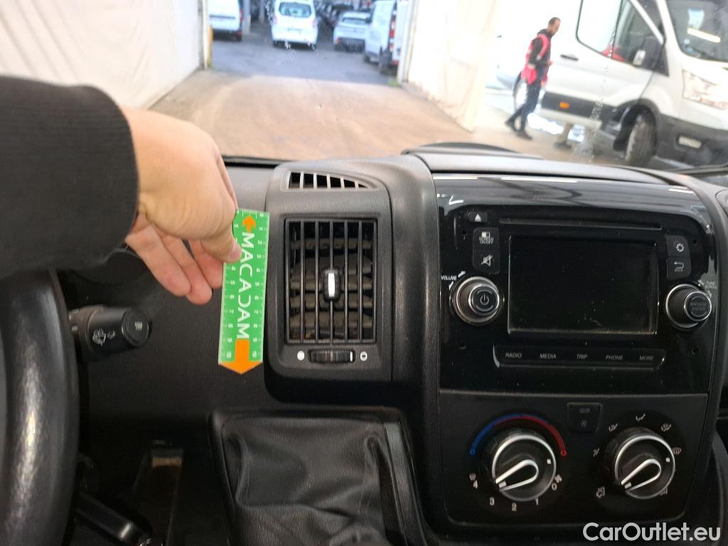  Citroen  Jumper CITROEN  VU 4p Fourgon 35 L2H2 BlueHDi 130 BVM6 Club #28