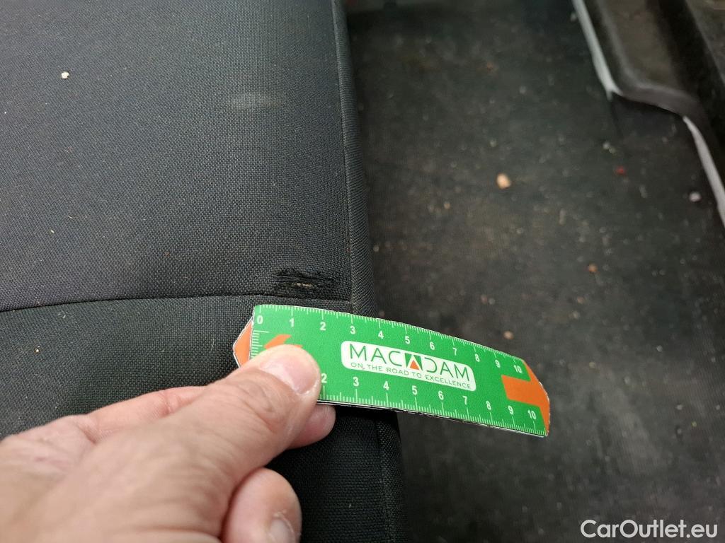  Volkswagen  Crafter VOLKSWAGEN  / 2017 / 4P / Fourgon tôlé 2.0 TDI 140 35 L4H3 Procab Business Line #40