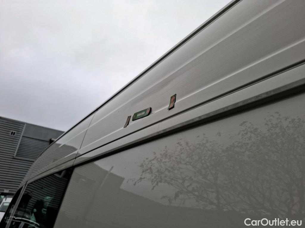  Volkswagen  Crafter VOLKSWAGEN  / 2017 / 4P / Fourgon tôlé 2.0 TDI 140 35 L4H3 Procab Business Line #18