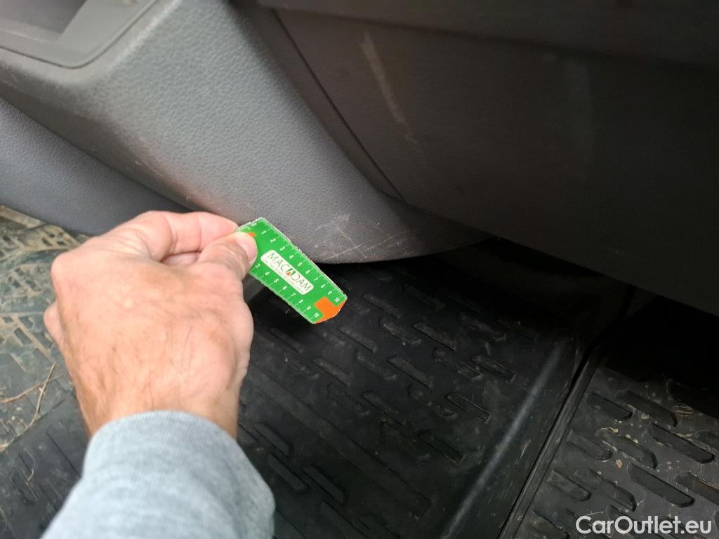  Volkswagen  Crafter VOLKSWAGEN  / 2017 / 4P / Fourgon tôlé 2.0 TDI 140 35 L4H3 Procab Business Line #43