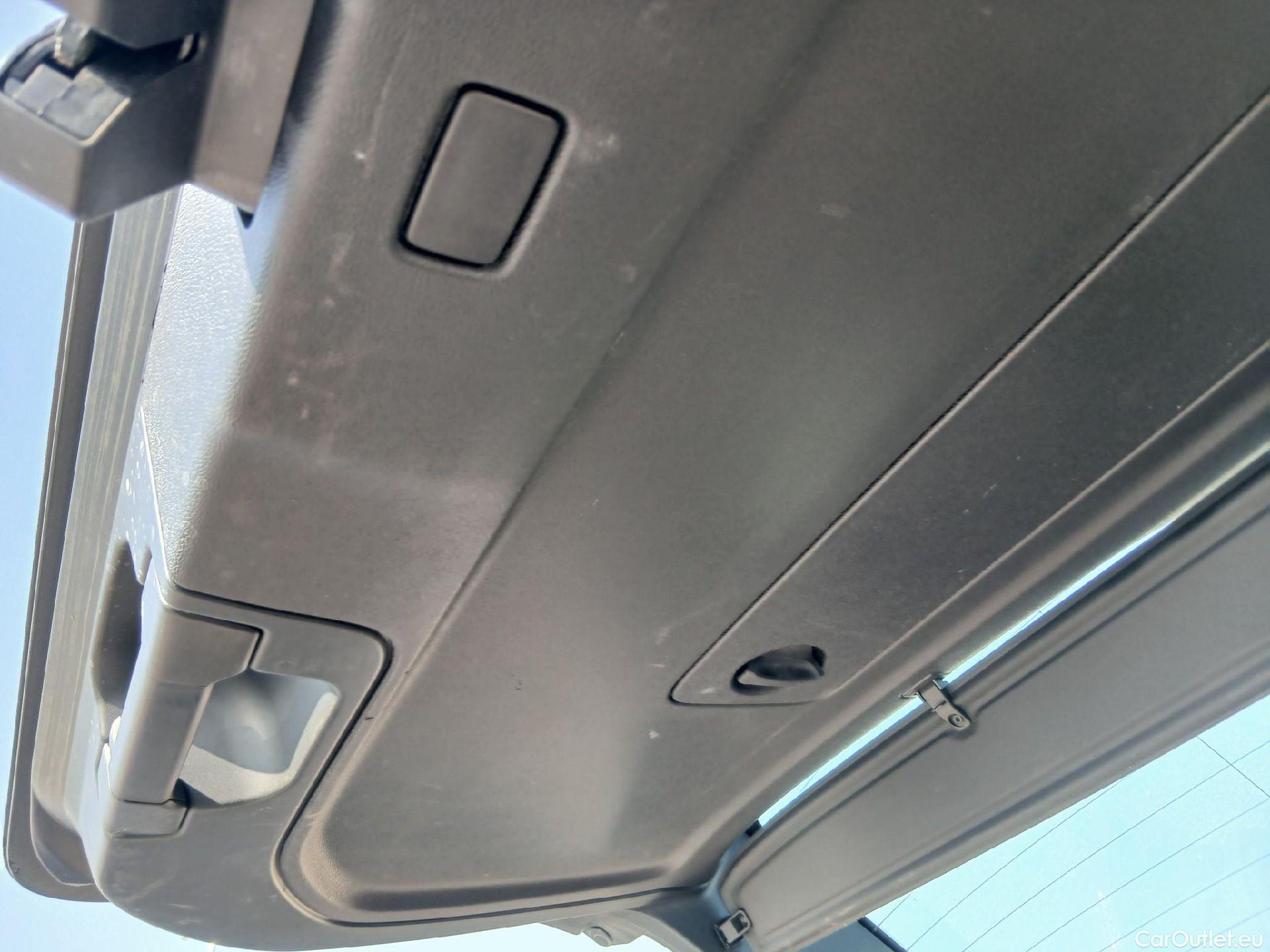  Volvo  XC60 VOLVO  / 2017 / 5P / todoterreno 2.0 T6 AWD Recharge Inscription Exp Auto #2