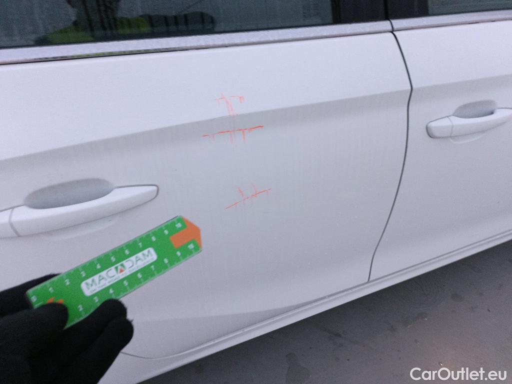  Opel  Corsa OPEL  1.2T XHL 74kW (100CV) Elegance #17