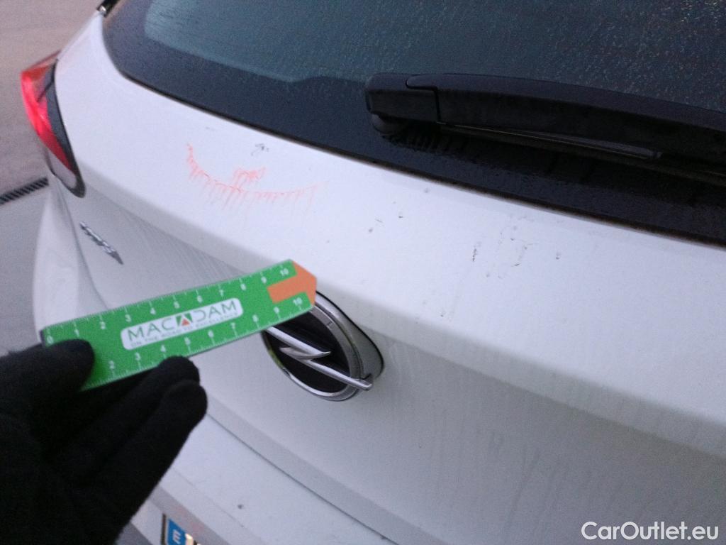  Opel  Corsa OPEL  1.2T XHL 74kW (100CV) Elegance #1