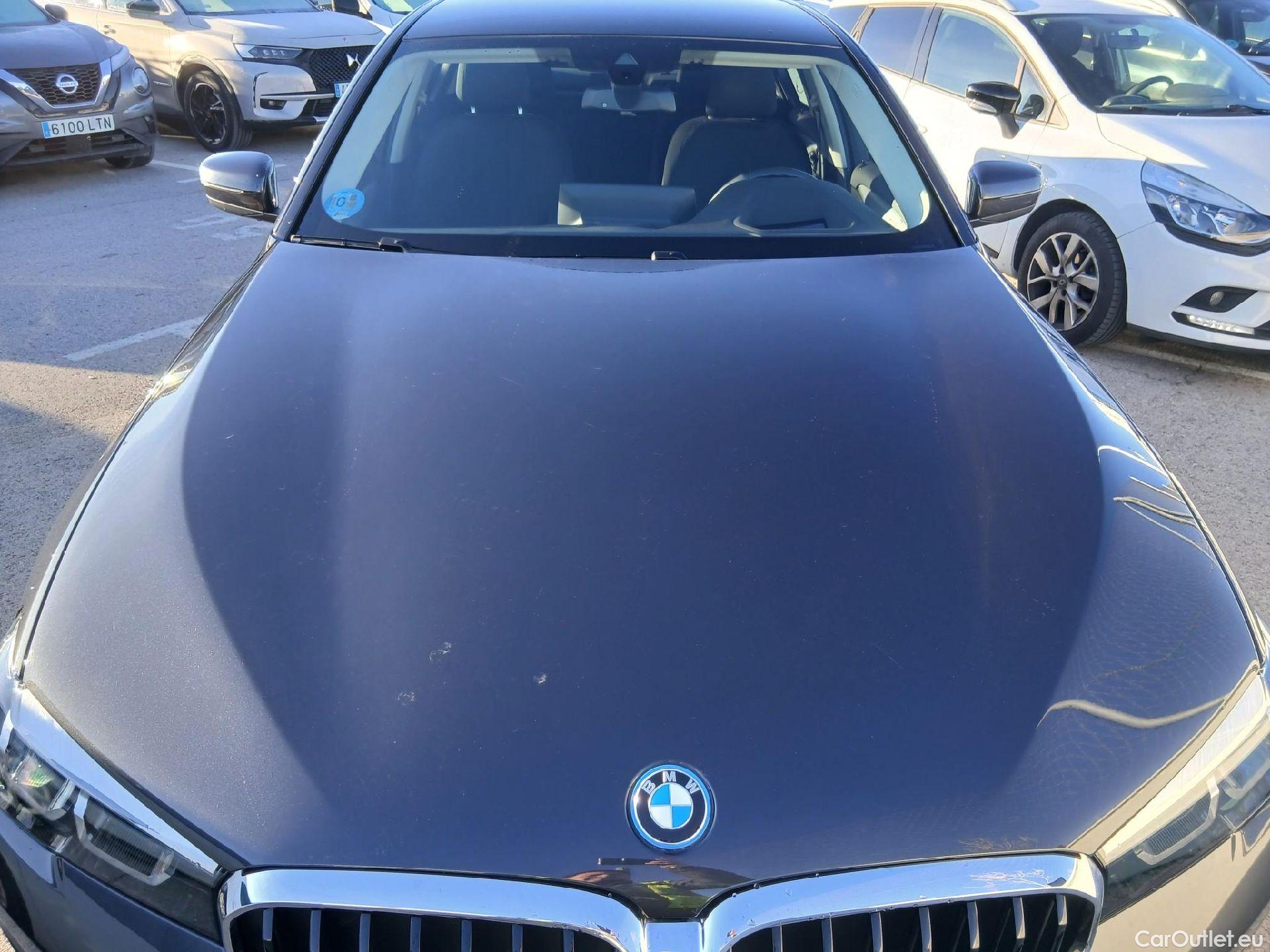  Bmw  Serie 5 BMW  / 2020 / 4P / sedán 520e #3