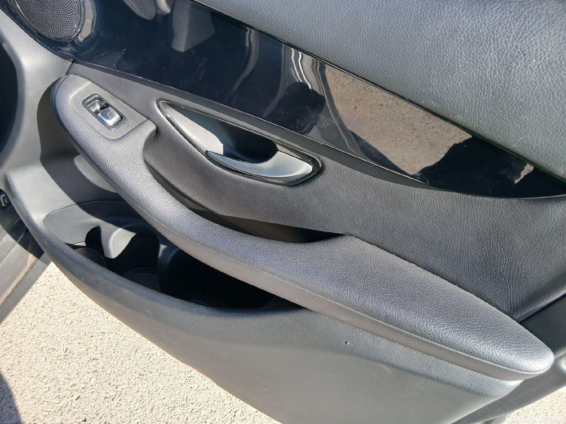  Mercedes  G-Klasee MERCEDES-BENZ Clase GLC / 2019 / 5P / todoterreno GLC 220 d 4MATIC #13