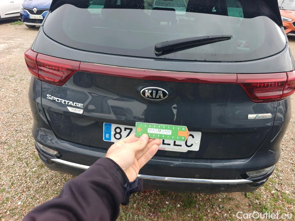  KIA  Sportage KIA  1.6MHEV Drive 100kW(136CV) 4x2(Crist Tintados) #1