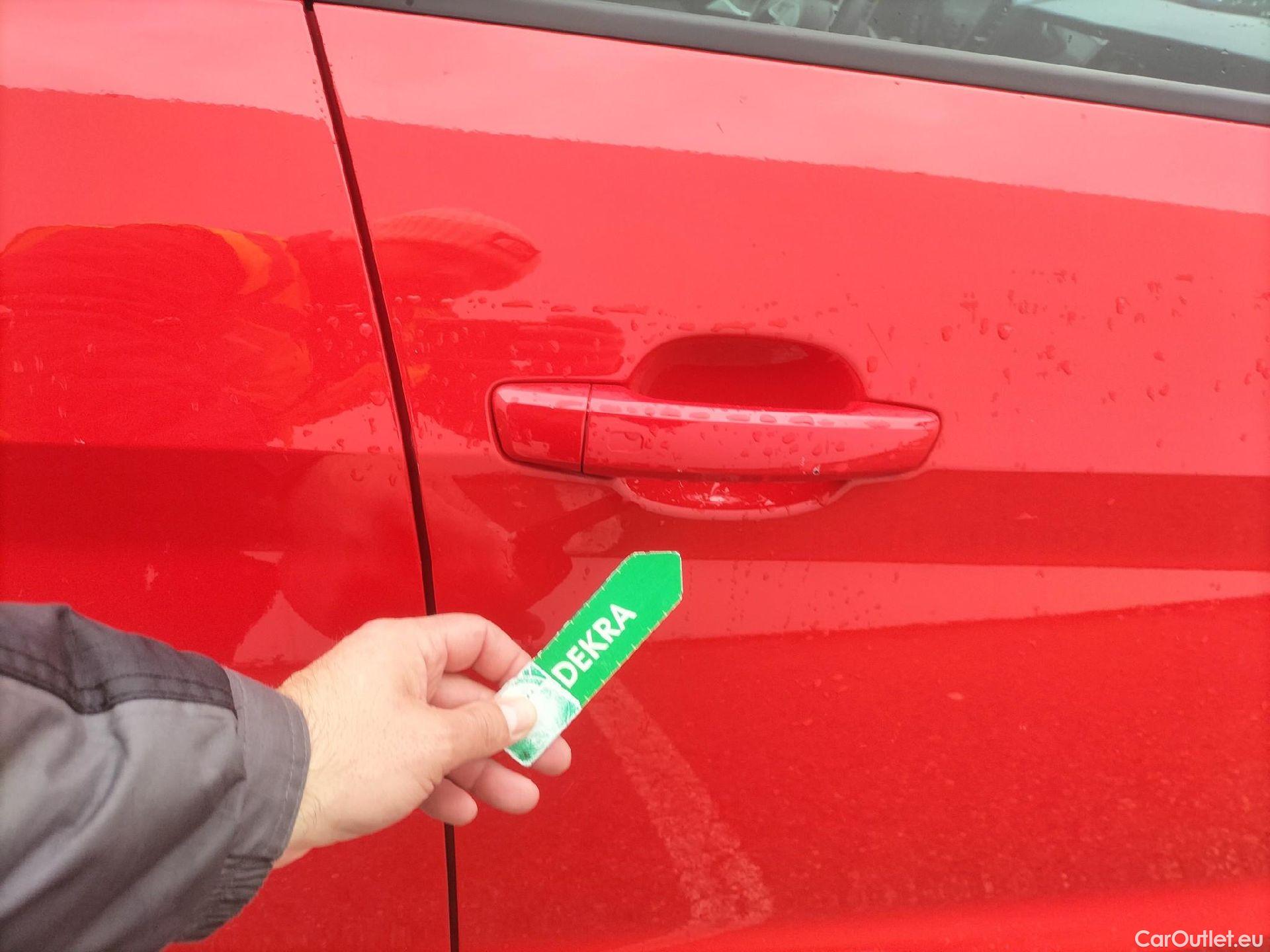  Audi  A1 Sportback AUDI A1 / 2018 / 5P / berlina con portón Sportback Adrenalin 25 TFSI 70kW (95CV)(SP)(SL) #47