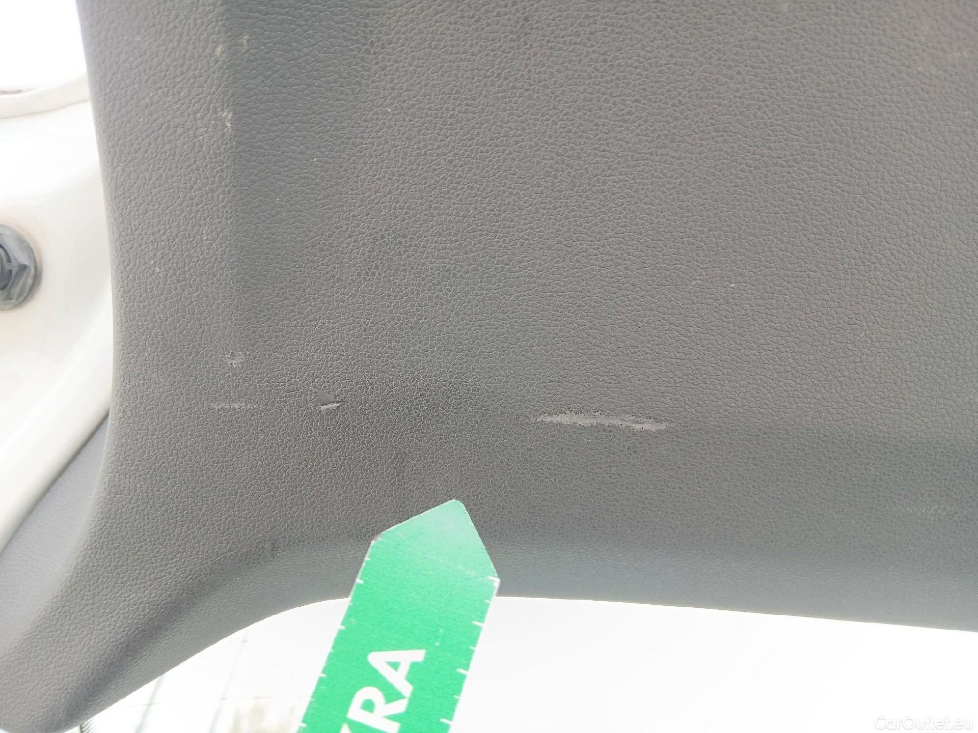  Volkswagen  T-CROSS VOLKSWAGEN  / 2018 / 5P / todoterreno Edition 1.0 TSI 70kW (95CV) #16