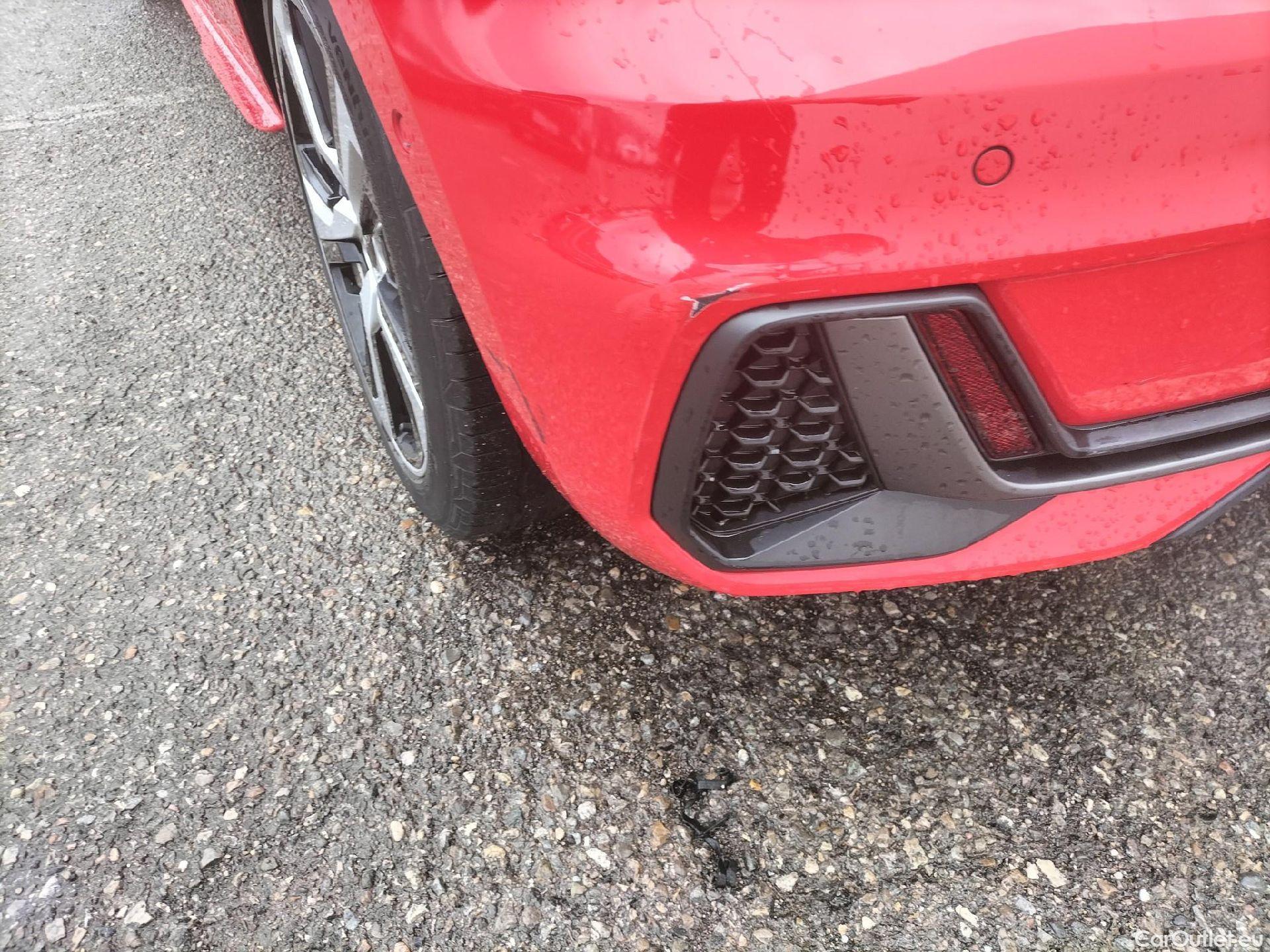  Audi  A1 Sportback AUDI A1 / 2018 / 5P / berlina con portón Sportback Adrenalin 25 TFSI 70kW (95CV)(SP)(SL) #31