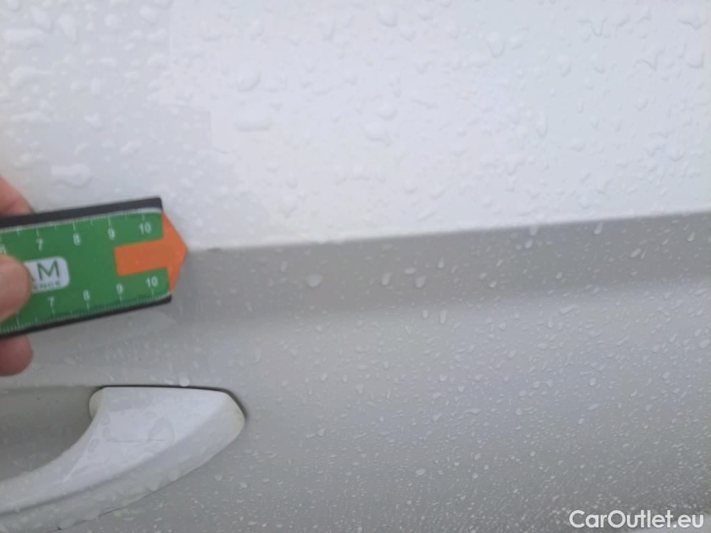  Skoda  KAMIQ SKODA  1.0 TSI 81kW (110CV) DSG Ambition #46