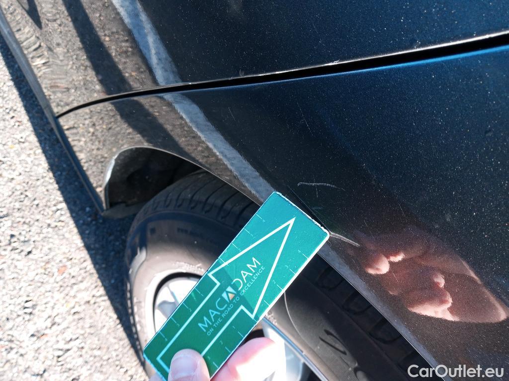  Ford  Focus FORD  / 2018 / 5P / familiar 1.0 Ecoboost 92kW Trend+ SB #43