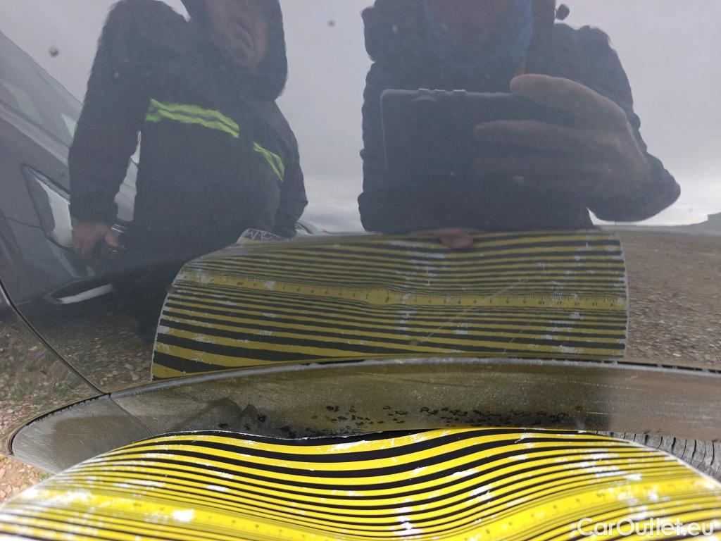  KIA  Sportage KIA  1.6MHEV Drive 100kW(136CV) 4x2(Crist Tintados) #61