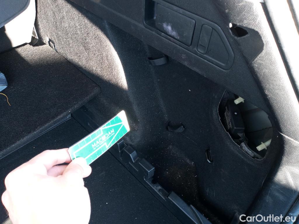  Ford  Focus FORD  / 2018 / 5P / familiar 1.0 Ecoboost 92kW Trend+ SB #20