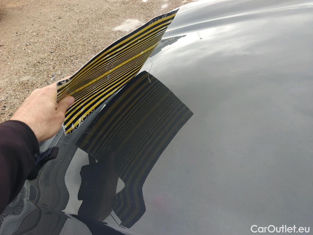  KIA  Sportage KIA  1.6MHEV Drive 100kW(136CV) 4x2(Crist Tintados) #23