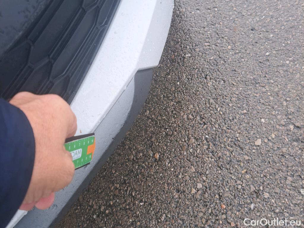  Skoda  KAMIQ SKODA  1.0 TSI 81kW (110CV) DSG Ambition #36