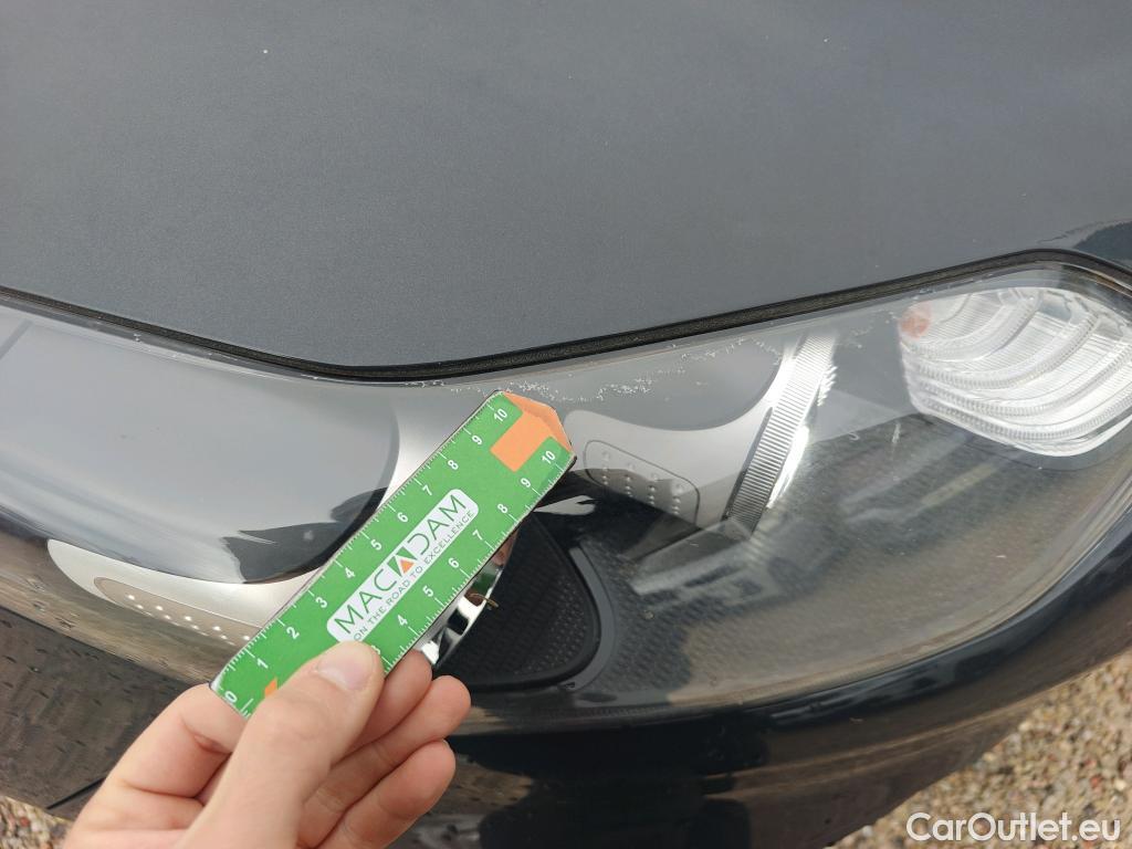  KIA  Sportage KIA  1.6MHEV Drive 100kW(136CV) 4x2(Crist Tintados) #37