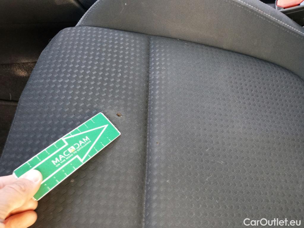  Ford  Focus FORD  / 2018 / 5P / familiar 1.0 Ecoboost 92kW Trend+ SB #12