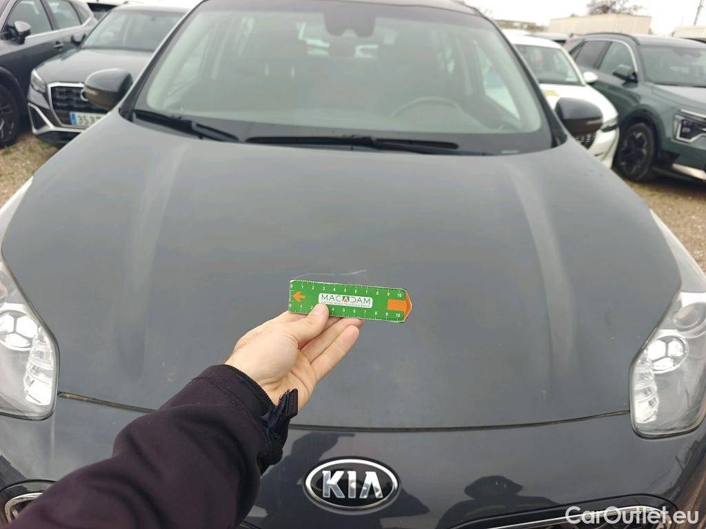  KIA  Sportage KIA  1.6MHEV Drive 100kW(136CV) 4x2(Crist Tintados) #21