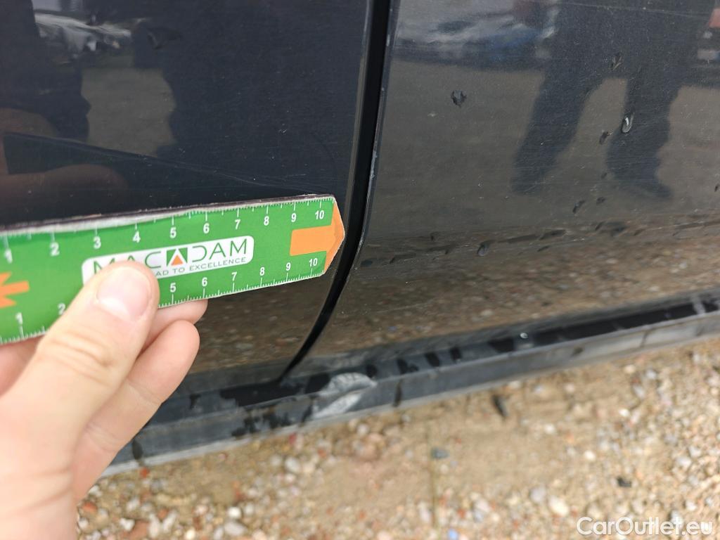  KIA  Sportage KIA  1.6MHEV Drive 100kW(136CV) 4x2(Crist Tintados) #26