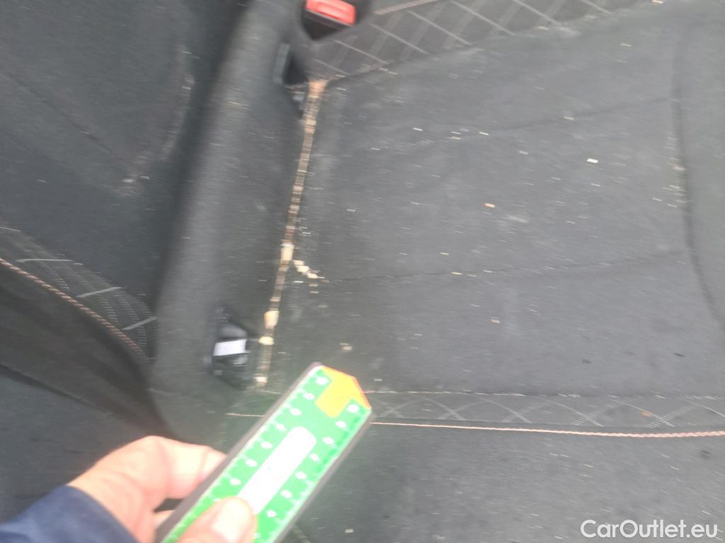  Skoda  KAMIQ SKODA  1.0 TSI 81kW (110CV) DSG Ambition #8