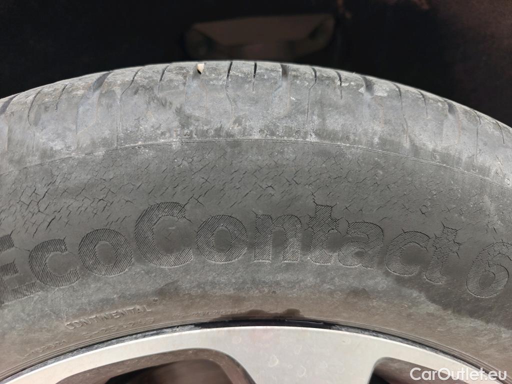  KIA  Sportage KIA  1.6MHEV Drive 100kW(136CV) 4x2(Crist Tintados) #6