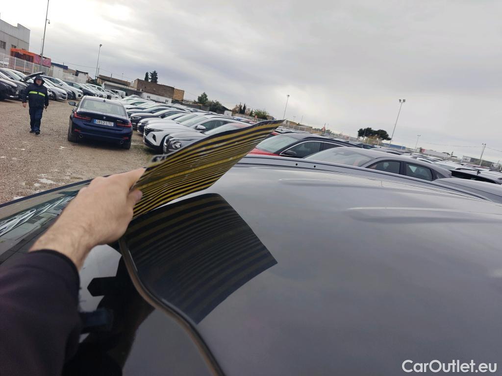  KIA  Sportage KIA  1.6MHEV Drive 100kW(136CV) 4x2(Crist Tintados) #19