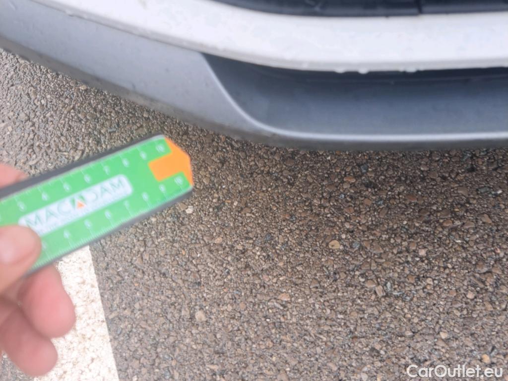  Skoda  KAMIQ SKODA  1.0 TSI 81kW (110CV) DSG Ambition #35